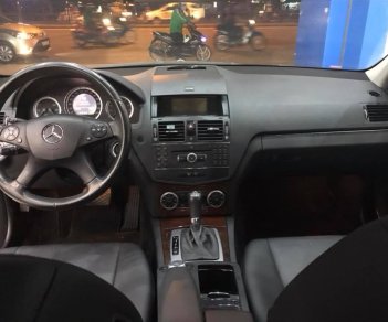 Mercedes-Benz C class C200  2009 - Bán ô tô Mercedes năm 2009, màu đen, một chủ sử dụng từ mới