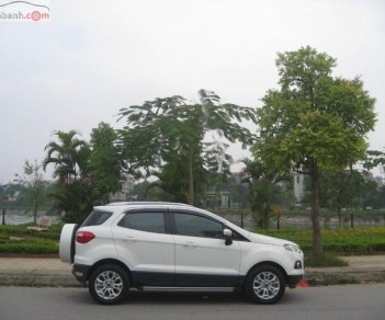 Ford EcoSport Titanium 1.5L AT 2016 - Cần bán lại xe Ford EcoSport Titanium 1.5L AT năm sản xuất 2016, màu trắng