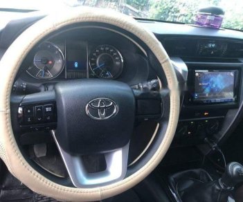 Toyota Fortuner 2.5MT 2017 - Cần bán lại xe Toyota Fortuner 2.5MT năm 2017, màu trắng, nhập khẩu