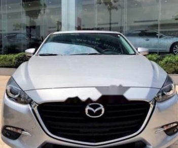Mazda 3   2018 - Bán ô tô Mazda 3 sản xuất 2018, màu trắng, giá tốt