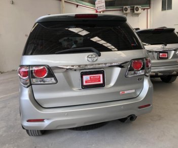 Toyota Fortuner 2.5G 2016 - Bán Fortuner 2.5G đời 2016 số sàn, giá thương lượng