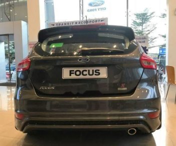 Ford Focus 1.5L Titanium AT 2018 - Bán xe Ford Focus 1.5L Titanium AT đời 2018, màu xám