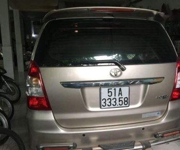 Toyota Innova    E   2013 - Bán Toyota Innova E đời 2013, màu bạc còn mới