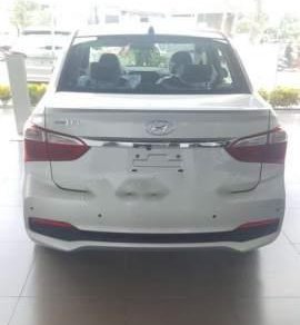 Hyundai Grand i10   2018 - Bán Hyundai Grand i10 năm sản xuất 2018, màu bạc