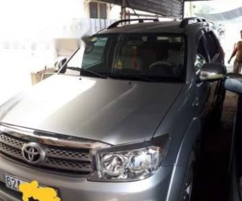 Toyota Fortuner  2.7V  2011 - Bán ô tô Toyota Fortuner 2.7V năm 2011, màu bạc, chính chủ 