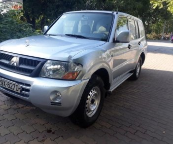 Mitsubishi Pajero 2005 - Bán xe Mitsubishi Pajero đời 2005, màu bạc, nhập khẩu, giá 260tr