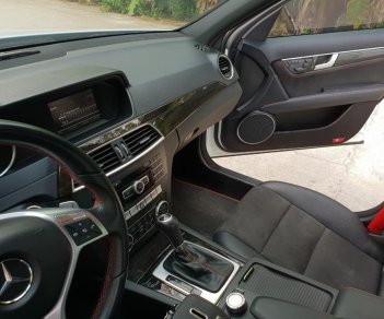 Mercedes-Benz C class  C300 AMG 2013 - Bán Mercedes C300 AMG năm 2013, màu trắng