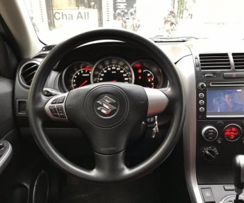 Suzuki Grand vitara 2.0AT  4WD 2014 - Cần bán xe Suzuki Grand Vitara 2.0AT 4WD đời 2015, nhập khẩu nguyên chiếc