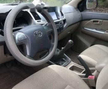 Toyota Hilux  3.0G  2013 - Bán Toyota Hilux 3.0G sản xuất 2013, màu bạc, nhập khẩu số sàn