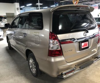 Toyota Innova V 2014 - Bán Innova V tự động 2014, giá tốt LH Sao Mai