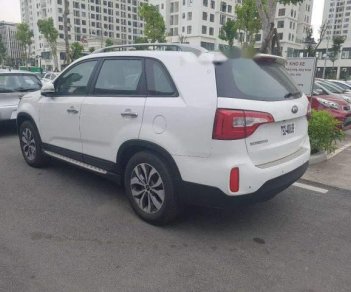 Kia Sorento 2016 - Cần bán gấp Kia Sorento sản xuất năm 2016, màu trắng 