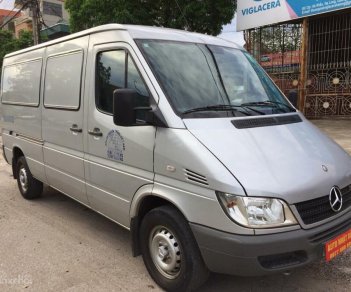 Mercedes-Benz Sprinter MT 2012 - Bán nhanh Mercedes Sprinter màu bạc 2012, máy dầu, số sàn 5 chỗ 900 kg cực đẹp