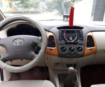 Toyota Innova   G   2009 - Bán ô tô Toyota Innova G sản xuất 2009, màu bạc xe gia đình