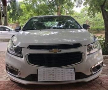 Chevrolet Cruze 1.8 LTZ 2017 - Bán Chevrolet Cruze 1.8 LTZ năm sản xuất 2017, màu trắng xe gia đình