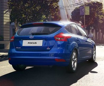 Ford Focus 1.5L Sport Ecoboost 2018 - Bán Focus 1.5L Sport Ecoboost, đủ màu, giao xe ngay, giá 700 tr