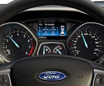 Ford Focus 1.5L Sport Ecoboost 2018 - Bán Focus 1.5L Sport Ecoboost, đủ màu, giao xe ngay, giá 700 tr