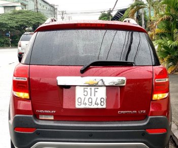 Chevrolet Captiva Revv LTZ 2.4 2016 - Bán Chevrolet Captiva Revv LTZ 2.4 năm 2016 màu đỏ, gia đình sử dụng, xe cực mới