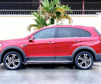 Chevrolet Captiva Revv LTZ 2.4 2016 - Bán Chevrolet Captiva Revv LTZ 2.4 năm 2016 màu đỏ, gia đình sử dụng, xe cực mới