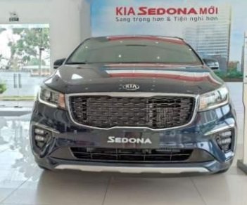 Kia Sedona   2018 - Cần bán xe Kia Sedona đời 2018, màu xanh 