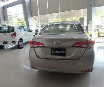 Toyota Vios  G   2018 - Bán ô tô Toyota Vios G 2018, màu bạc giá tốt