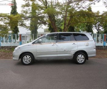 Toyota Innova G 2011 - Bán Toyota Innova G năm sản xuất 2011, màu bạc, xe gia đình, giá tốt