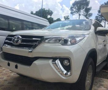 Toyota Fortuner  2.7V AT  2018 - Bán Toyota Fortuner 2.7V AT sản xuất 2018, màu trắng