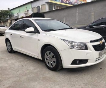 Chevrolet Cruze 1.6MT 2010 - Bán Chevrolet Cruze 1.6MT đời 2010, màu trắng số sàn