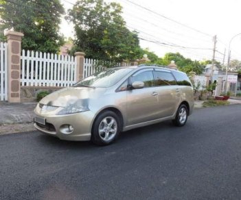 Mitsubishi Grandis   2005 - Bán xe Mitsubishi Grandis đời 2005, màu bạc, số tự động