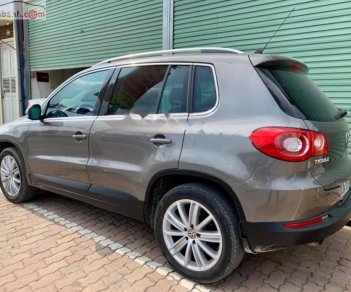 Volkswagen Tiguan 2.0 tfsi 2008 - Cần bán Volkswagen Tiguan 2.0 tfsi sản xuất 2008, màu xám, nhập khẩu