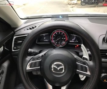 Mazda 3 2.0 AT 2016 - Cần bán lại xe Mazda 3 2.0 AT sản xuất năm 2016, màu trắng đẹp như mới