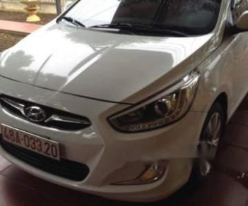 Hyundai Accent 2014 - Bán Hyundai Accent đời 2014, màu trắng xe gia đình