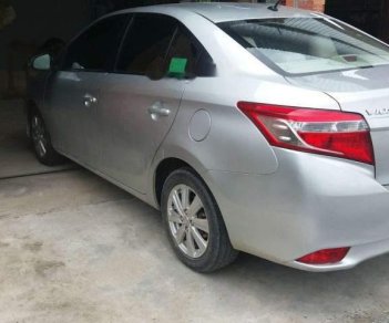 Toyota Vios   2015 - Bán Toyota Vios đời 2015, màu bạc xe gia đình