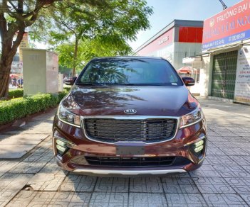 Kia Sedona Platinum D 2018 - Kia Gò Vấp cần bán Kia Sedona Platinum D 2018, giá tốt TPHCM, tặng camera hành trình, vay 85%