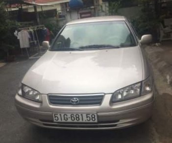 Toyota Camry 2002 - Cần bán xe Toyota Camry sản xuất năm 2002, nhập khẩu nguyên chiếc giá cạnh tranh