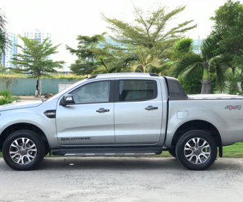 Ford Ranger 3.2AT Wildtrak 2016 - Bán Ford Ranger Wildtrak 3.2AT 03/2016 màu xám titan, một chủ