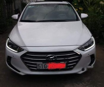 Hyundai Elantra 2017 - Bán Hyundai Elantra năm sản xuất 2017, màu trắng