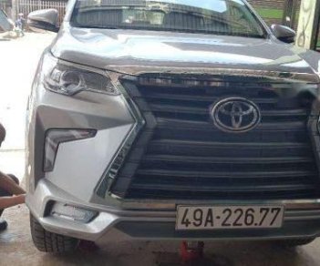 Toyota Fortuner   2018 - Bán Toyota Fortuner năm 2018, màu bạc chính chủ