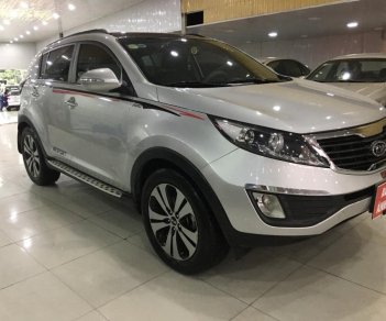 Kia Sportage 2010 - Cần bán lại xe Kia Sportage đời 2010, màu bạc, nhập khẩu