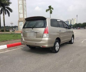 Toyota Innova   G 2012 - Cần bán gấp Toyota Innova G năm sản xuất 2012, màu vàng, giá tốt