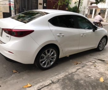 Mazda 3 2.0 AT 2016 - Cần bán lại xe Mazda 3 2.0 AT sản xuất năm 2016, màu trắng đẹp như mới