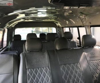 Toyota Hiace 2.5 2006 - Cần bán xe Toyota Hiace 2.5 đời 2006, màu hồng