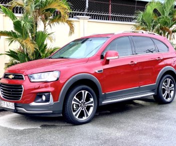 Chevrolet Captiva Revv LTZ 2.4 2016 - Bán Chevrolet Captiva Revv LTZ 2.4 năm 2016 màu đỏ, gia đình sử dụng, xe cực mới