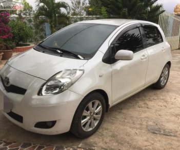 Toyota Yaris 2008 - Bán Toyota Yaris đời 2008, màu trắng, nhập khẩu nguyên chiếc