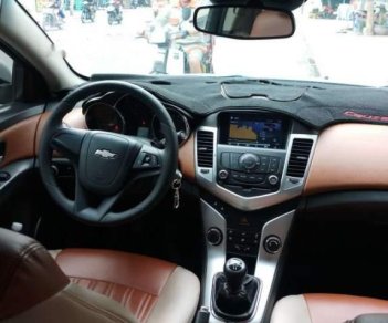 Chevrolet Cruze  1.8  2010 - Cần bán xe Chevrolet Cruze 1.8 đời 2010, màu bạc