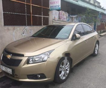 Chevrolet Cruze 2015 - Cần bán xe Chevrolet Cruze sản xuất 2015, màu vàng, xe nhập