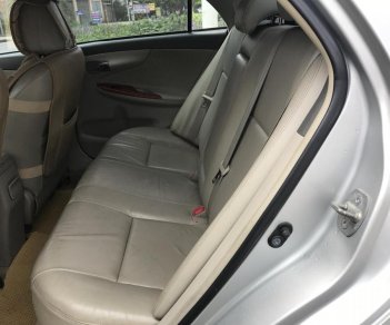 Toyota Corolla altis 2009 - Cần bán gấp Toyota Corolla Altis sản xuất 2009, màu bạc, 440 triệu