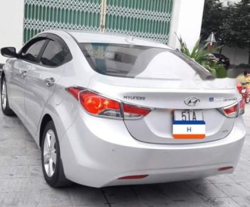 Hyundai Elantra 1.8AT 2015 - Bán ô tô Hyundai Elantra 1.8AT đời 2015, màu bạc, nhập khẩu nguyên chiếc còn mới