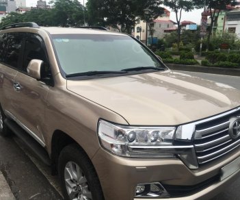 Toyota Land Cruiser VX 4.6  2016 - Bán xe Toyota Land Cruiser VX 4.6 đời 2017, màu vàng, nhập khẩu nguyên chiếc