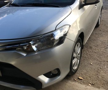 Toyota Vios 1.5E 2014 - Cần bán xe Toyota Vios 1.5E 2014, màu bạc, 440 triệu