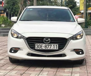 Mazda 3 Facelift  2017 - Bán ô tô Mazda 3 Facelift Hatchback đời 2017, màu trắng, 695 triệu